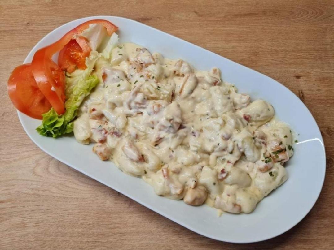 Restoran I Sobe Savic Bed and Breakfast Krnjak Buitenkant foto